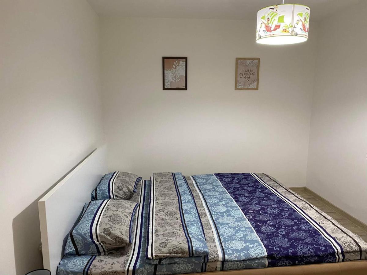The Best Apartament Central Hunedoara Eksteriør billede